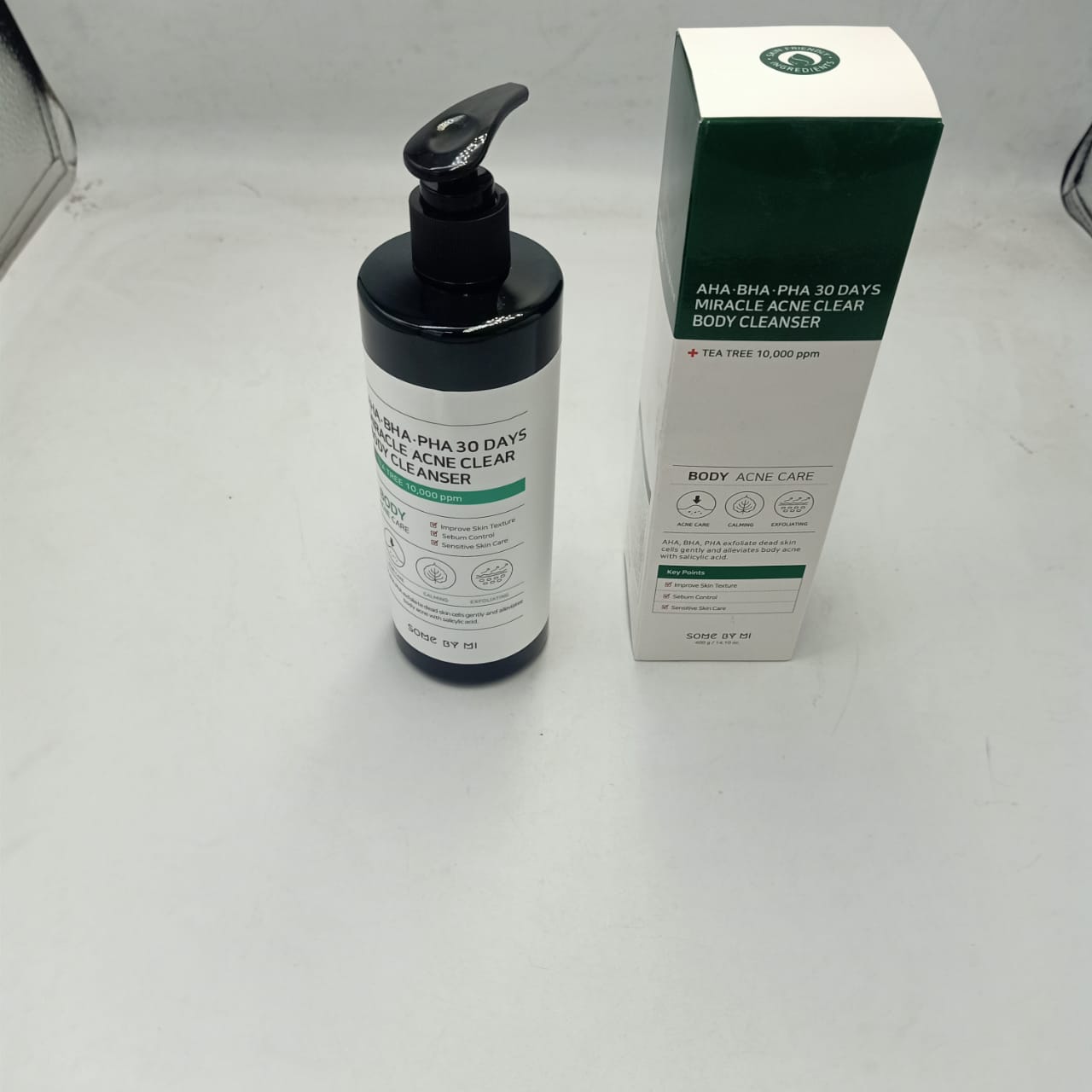 HA-BHA-PHA 30 Days Miracle Acne Clear Body Cleanser (Original)