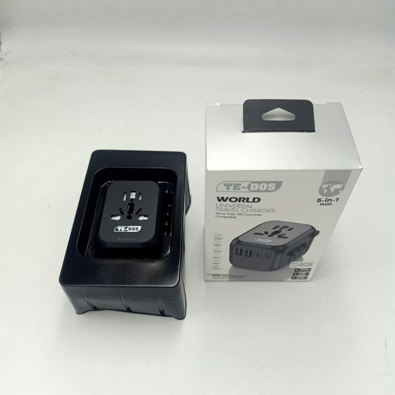 Hoco - Universal Adapter