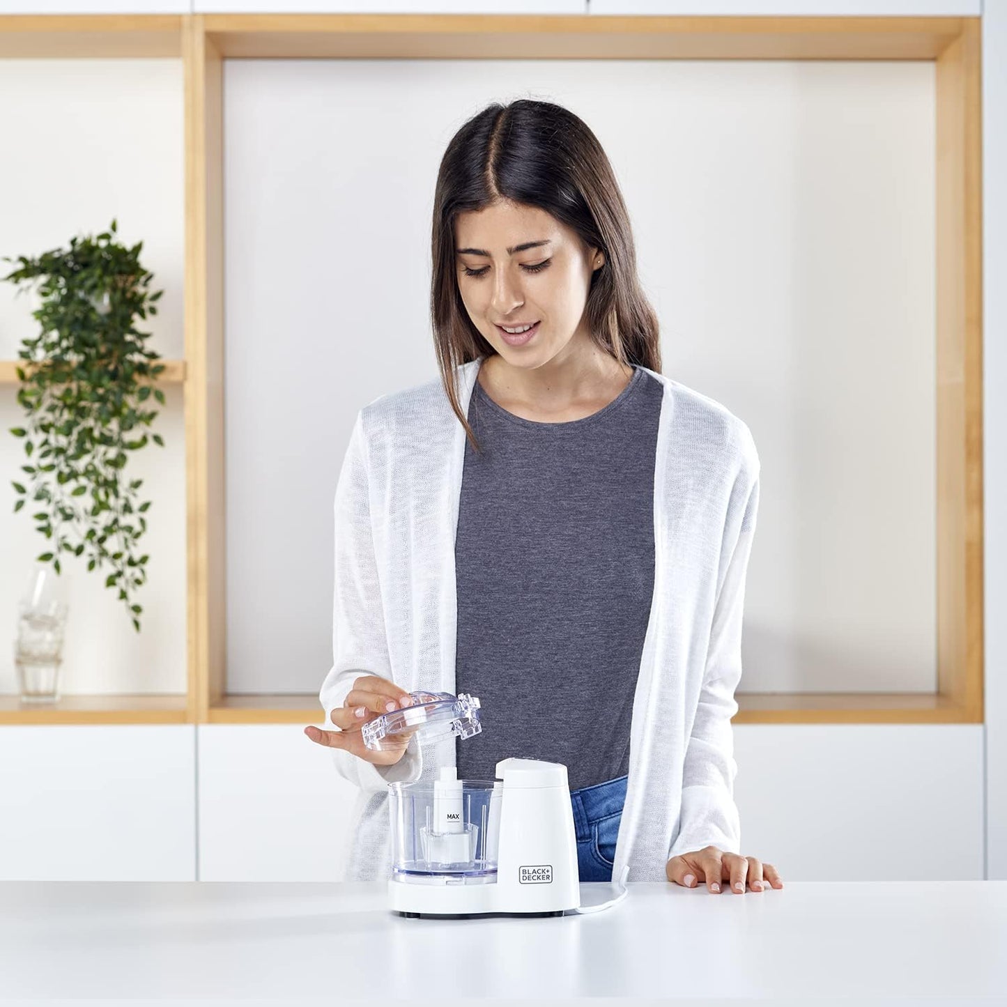 Black + Deckar - Mini Chopper (CS350-B5) ©