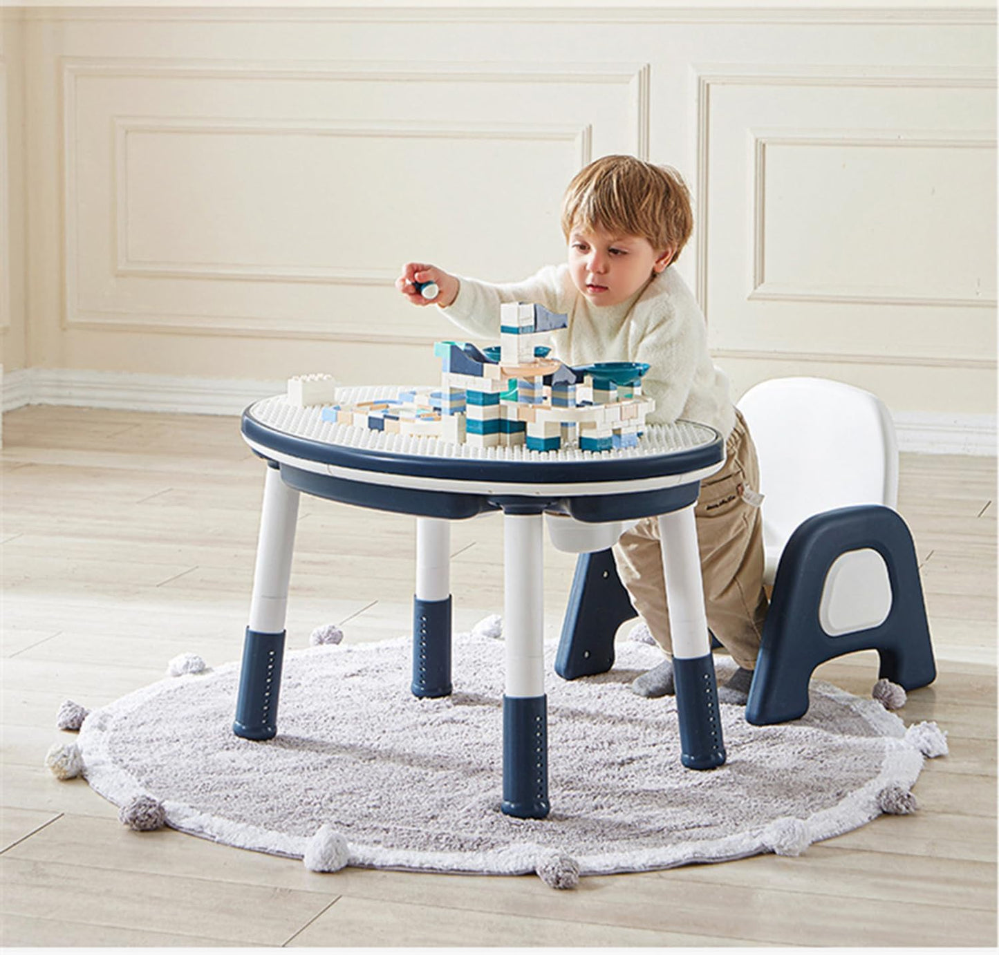 Children Table with Chair ©