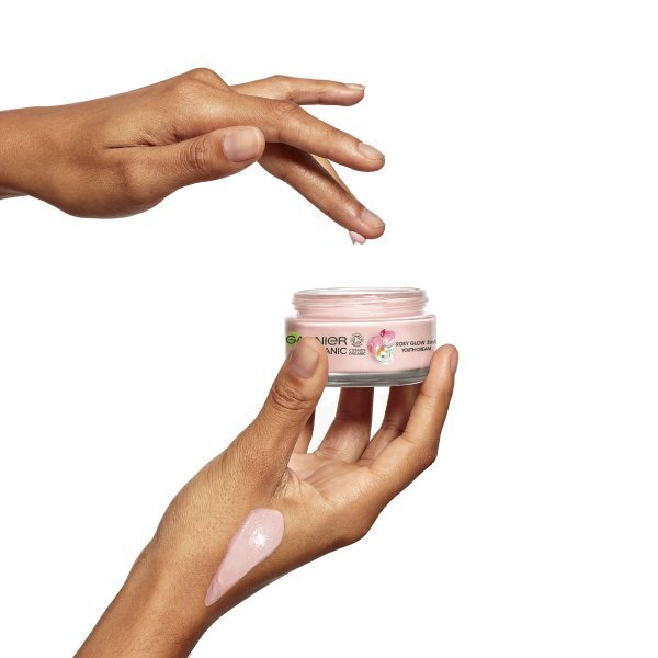 Garnier - 3-in-1 Rosy Glow (Original)