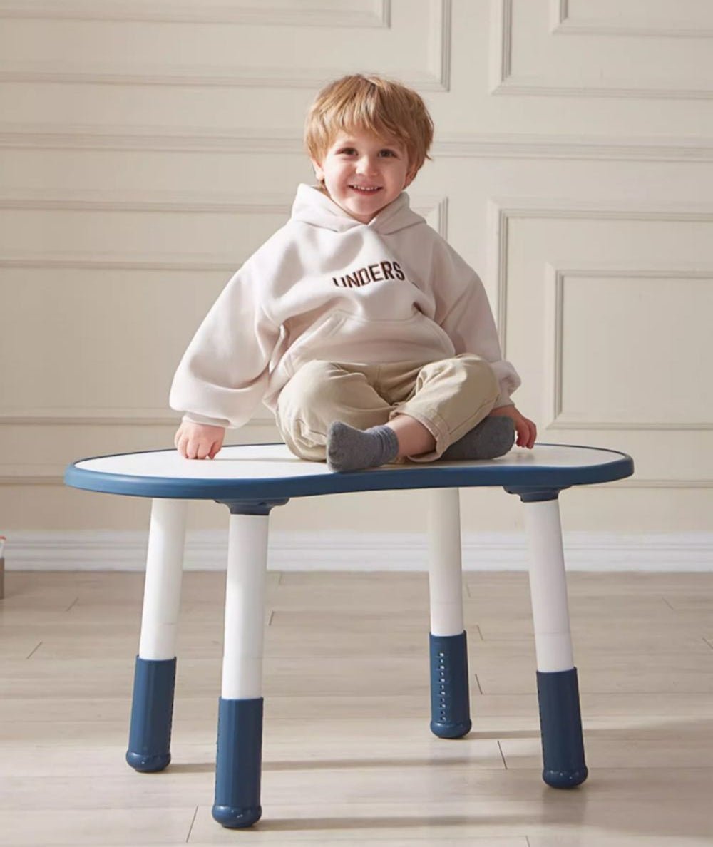 Table Chair Set For Kids ©