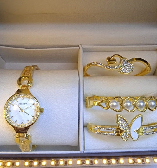 Time Luxe Women Watch ©